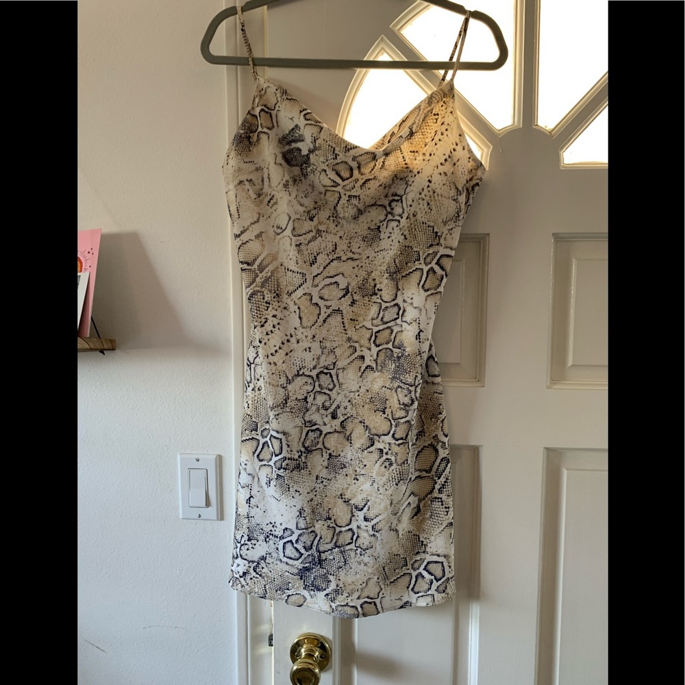 Snakeprint dress